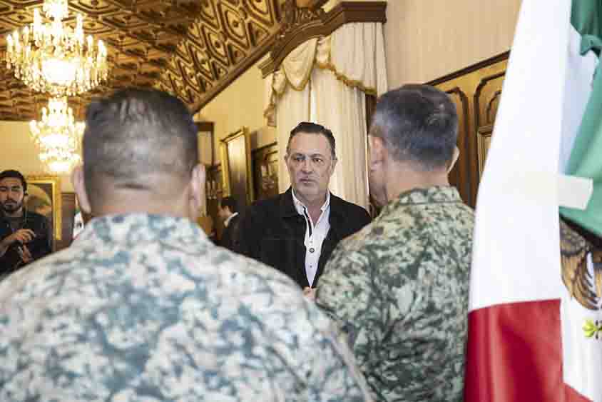 Mauricio Kuri atestigua acuerdo entre Querétaro y SEDENA para fortalecer apoyos a personal militar