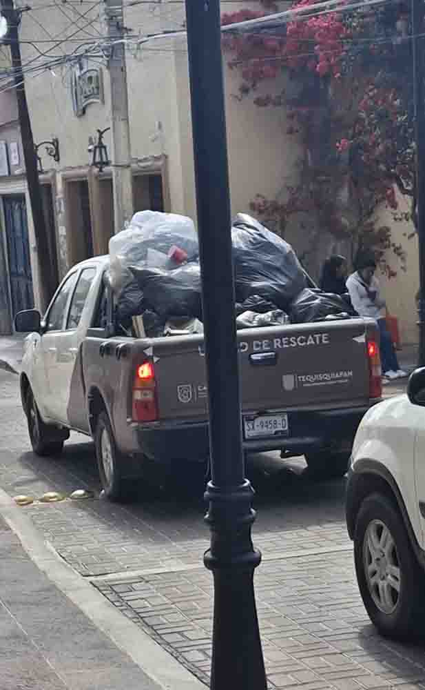 Tequisquiapan recoge basura en camioneta de rescate