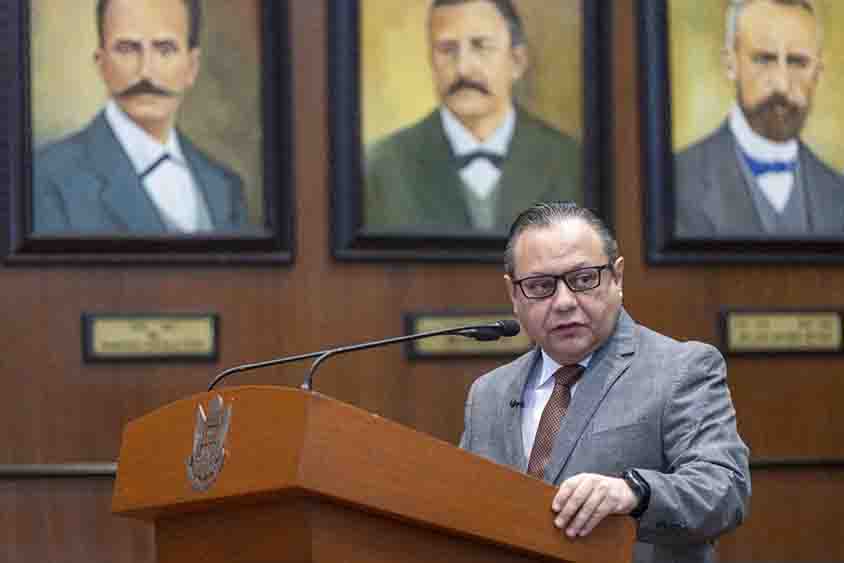 Mauricio Kuri toma protesta a nuevo Consejo Directivo del Colegio de Abogados Litigantes de Querétaro