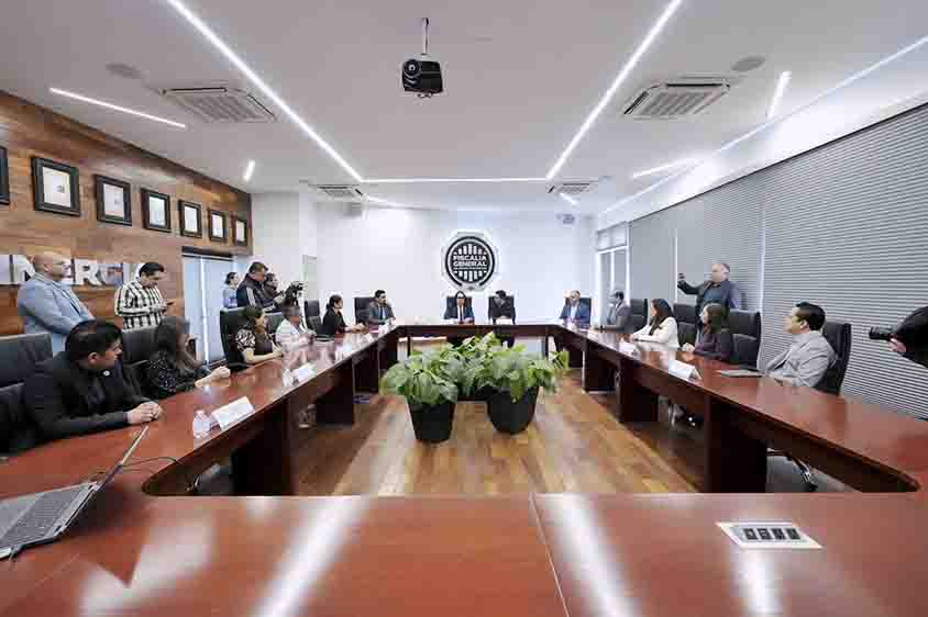 Felifer Macías refuerza coordinación en seguridad con la Fiscalía