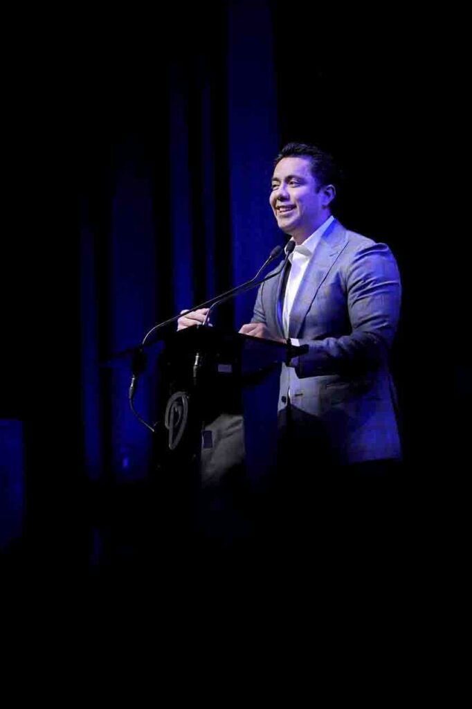 Felifer reconoce 40 años del DIF en Querétaro