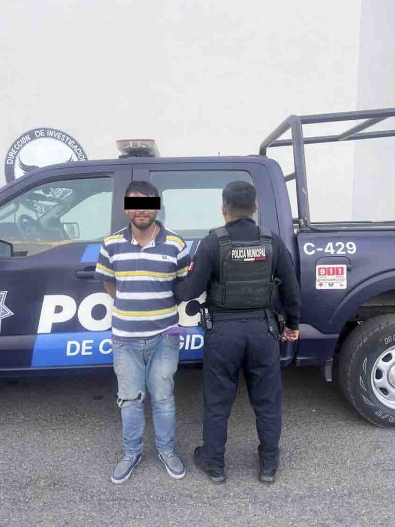 Caen dos por moto robada en Venceremos