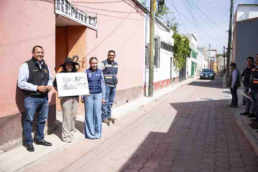 Roberto Cabrera supervisa obra en Luis Montañez