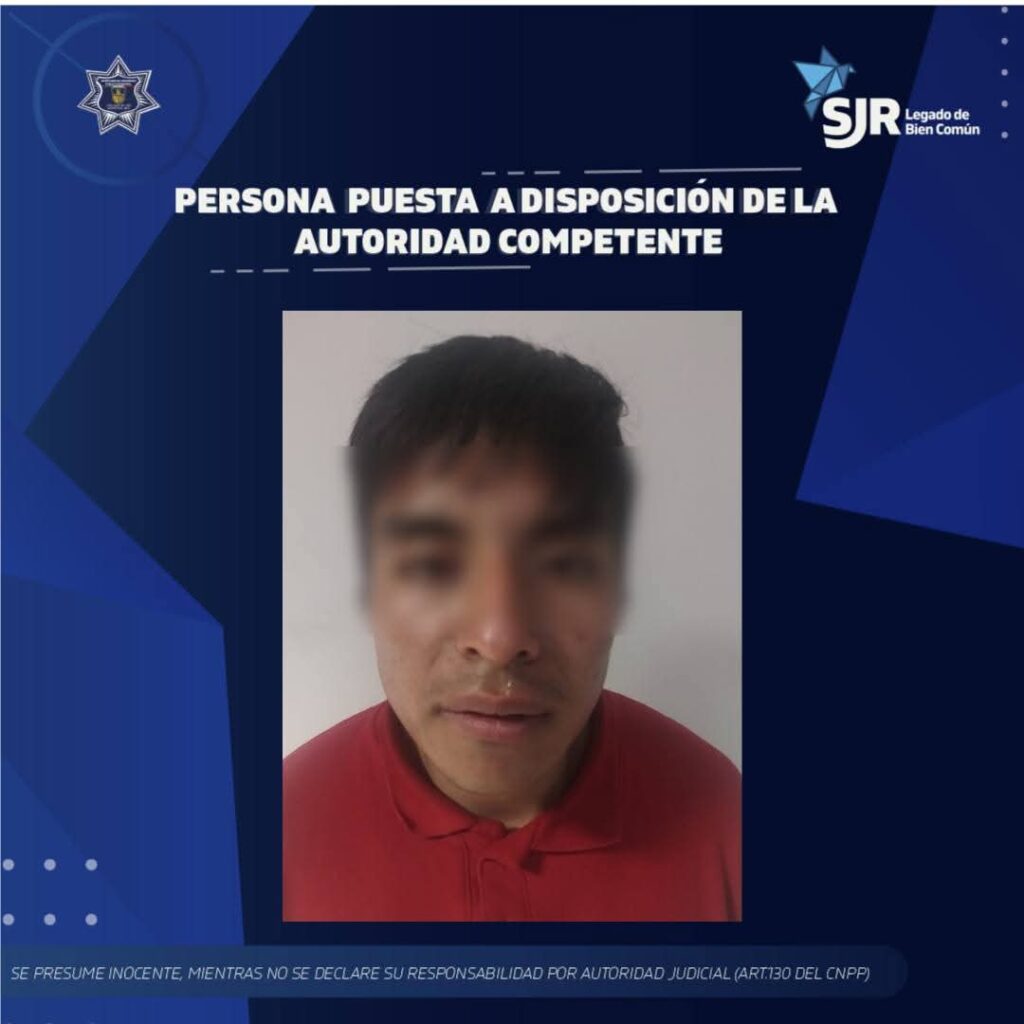 Cae por dañar dos vehículos en Indeco