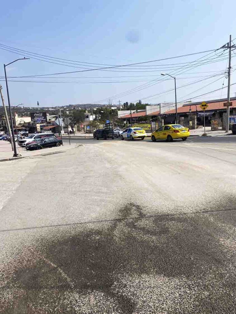 Vecinos denuncian calles abandonadas en Bernal