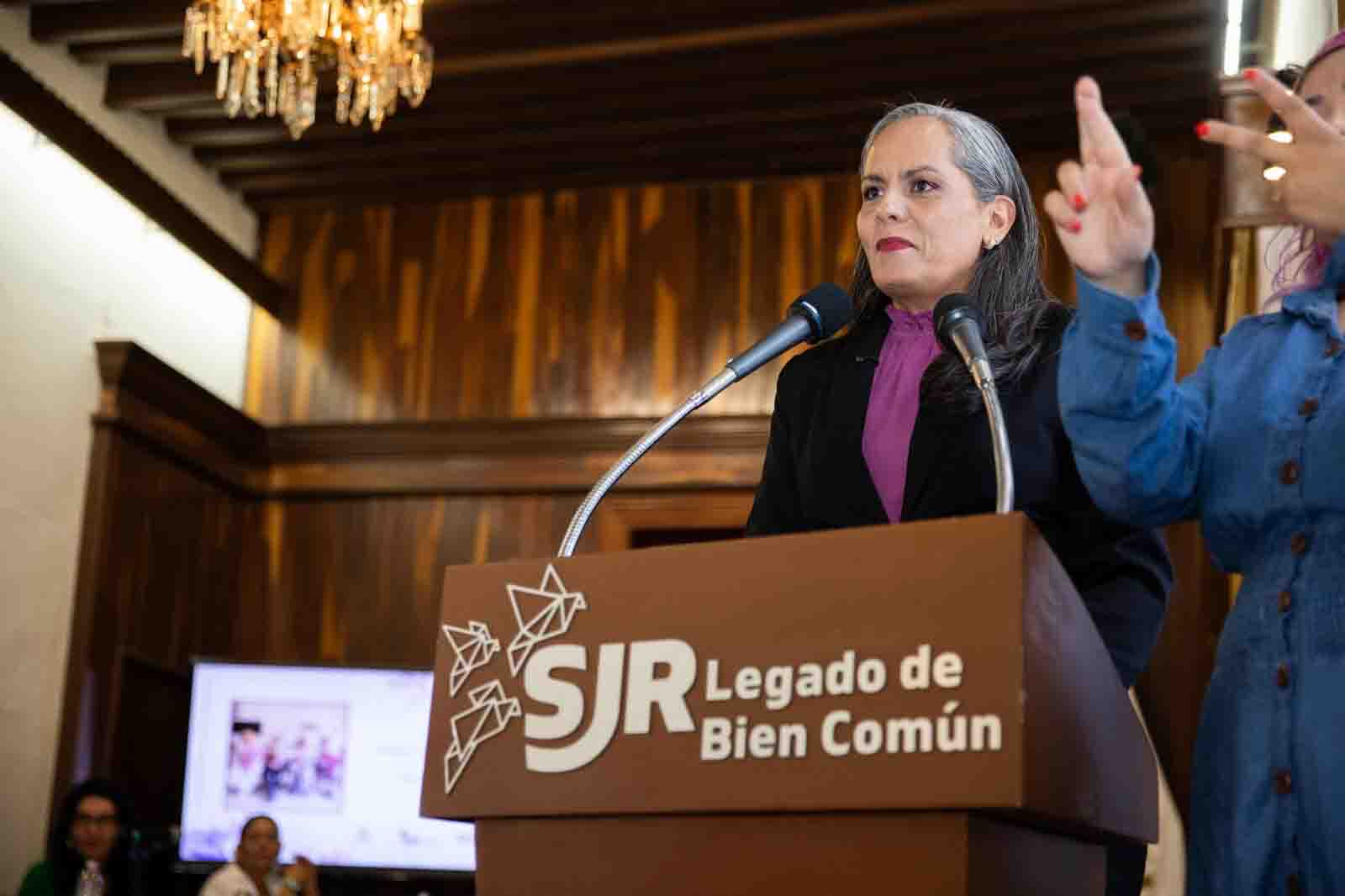 Entrega Roberto Cabrera 11 reconocimientos “Mujer que Inspira” a sanjuanenses destacadas