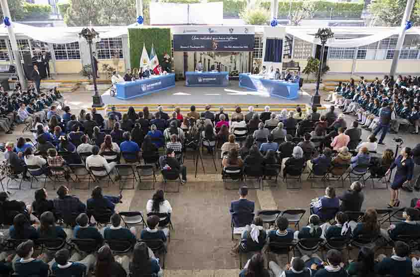 Sesión solemne por los 75 años de la Secundaria Antonio Caso
