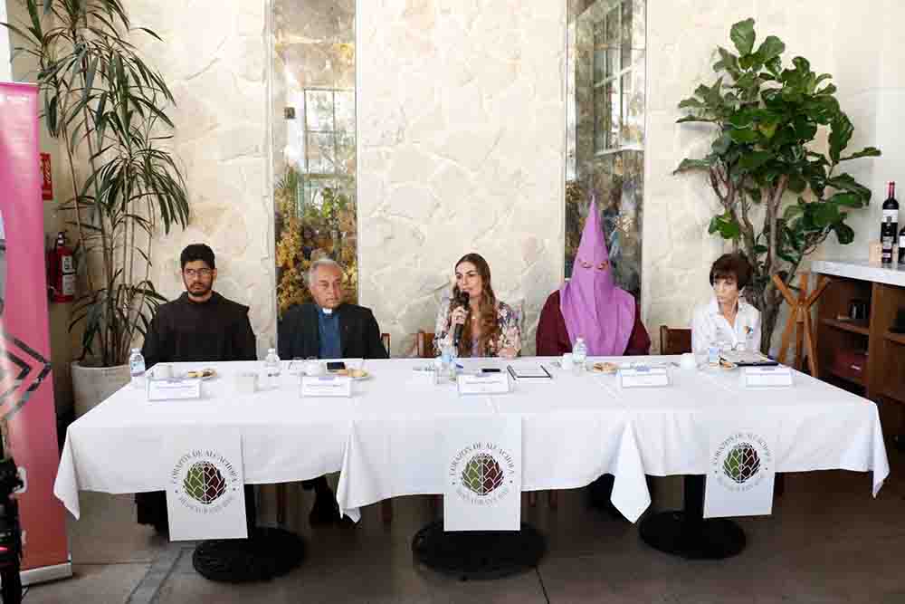 Felifer Macías impulsa a Querétaro en turismo religioso