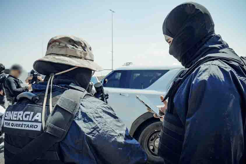 Cateos de Sinergia en La Pradera dejan tres detenidos por narcomenudeo