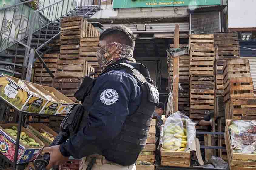 Cateos de Sinergia dejan cinco detenidos en la capital