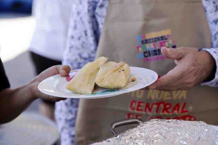 Premian a los mejores tamales, atole y chancla sanjuanense durante Concurso Nacional en San Juan del Río