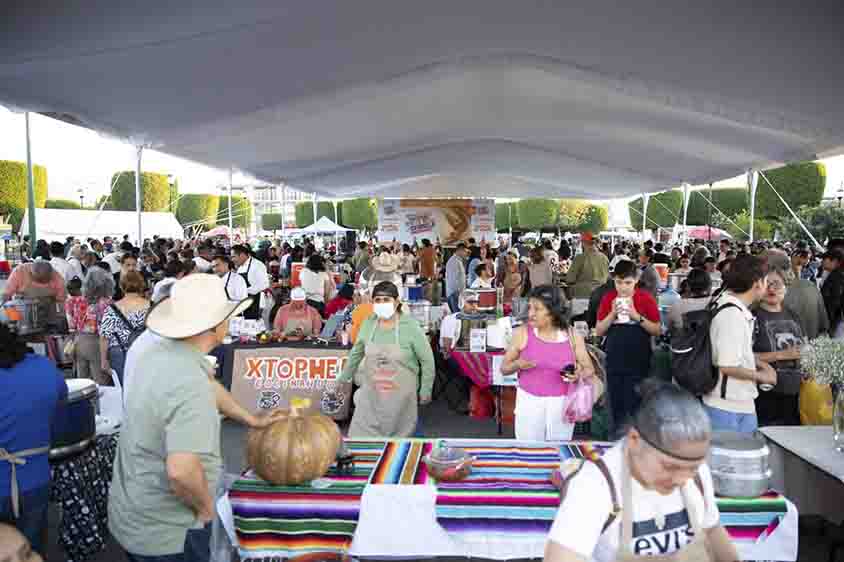 Premian a los mejores tamales, atole y chancla sanjuanense durante Concurso Nacional en San Juan del Río