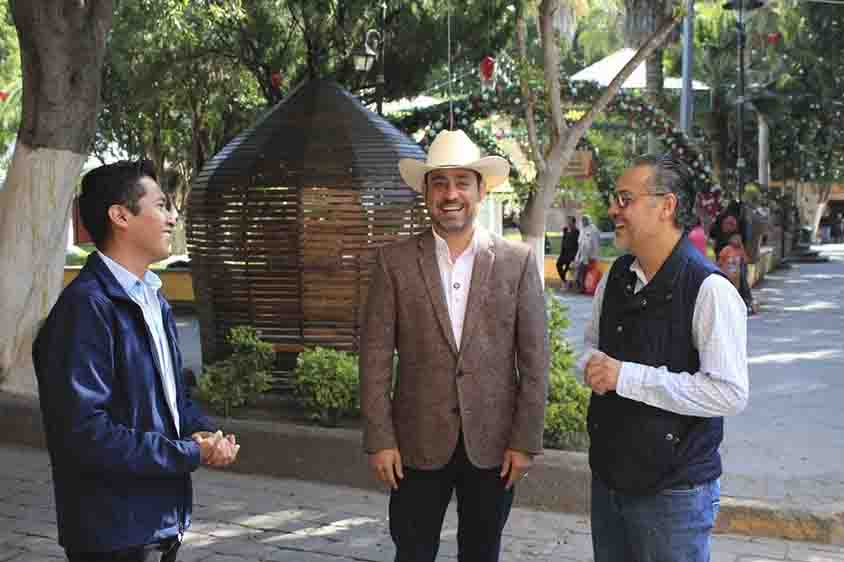 Tolimán es sede de sesión de la Comisión de Puntos Constitucionales de la LXI Legislatura