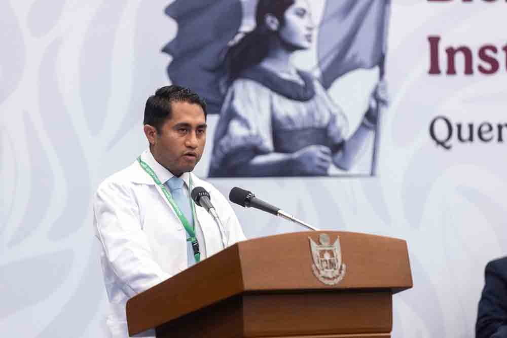 Querétaro recibe a 205 médicos del IMSS