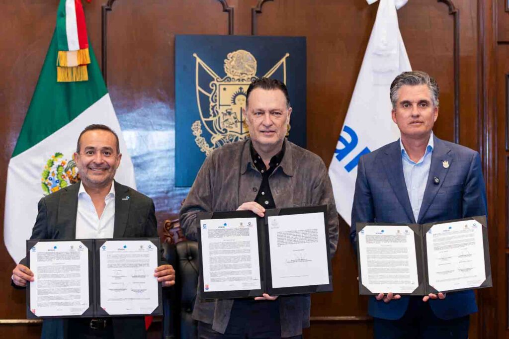 Atestigua Gobernador firma de convenio para la ANEAS 2026 en Querétaro