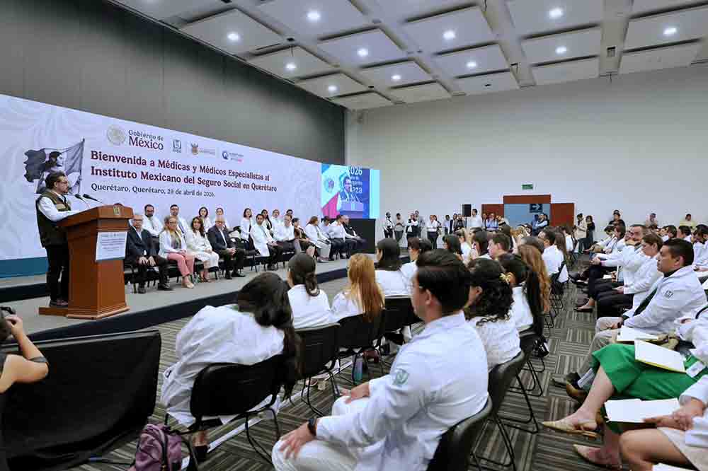 Querétaro da bienvenida a médicos especialistas del IMSS