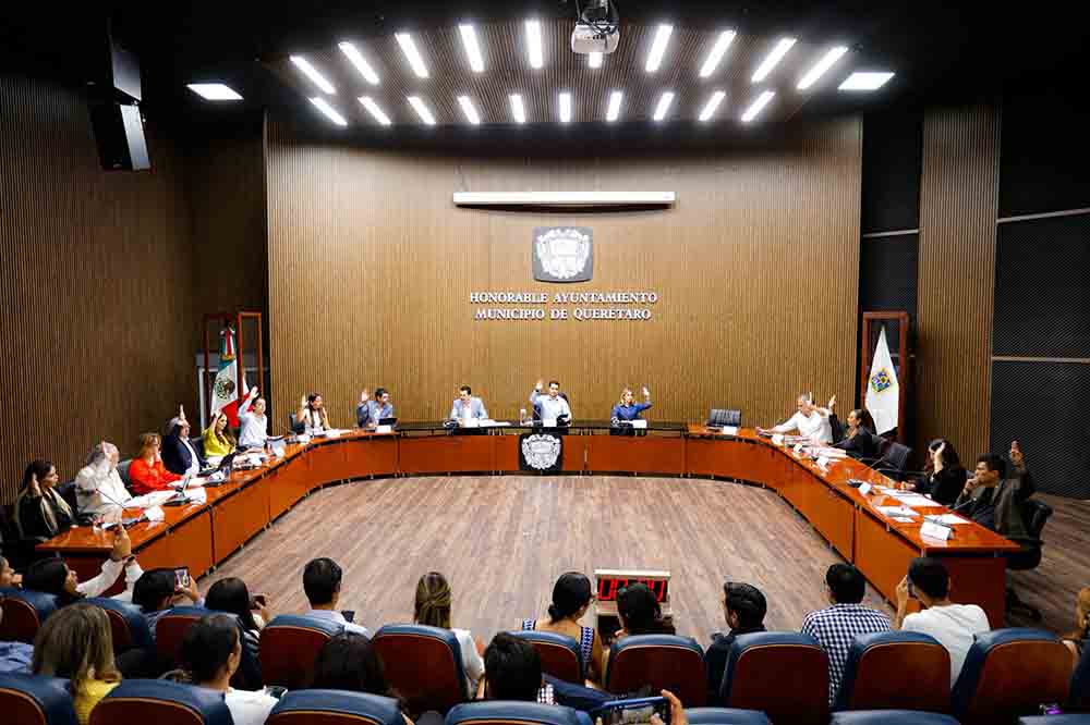 Querétaro nombra titular del Registro Civil y avala Qro. 911