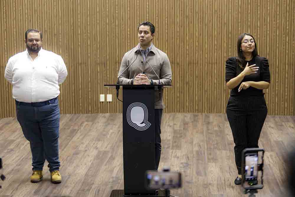 Impulsa Felifer conectividad y educación en Querétaro