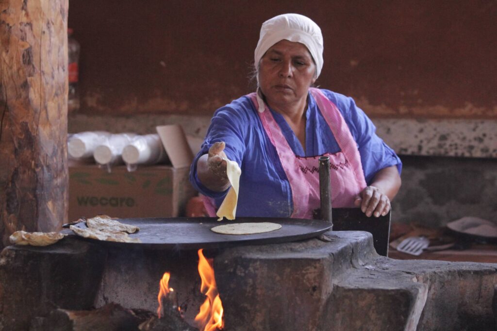 Inaugura López Birlain el festival “Querétaro en Los Pinos”