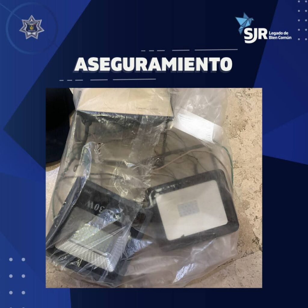 Detienen a hombre por robo de reflectores