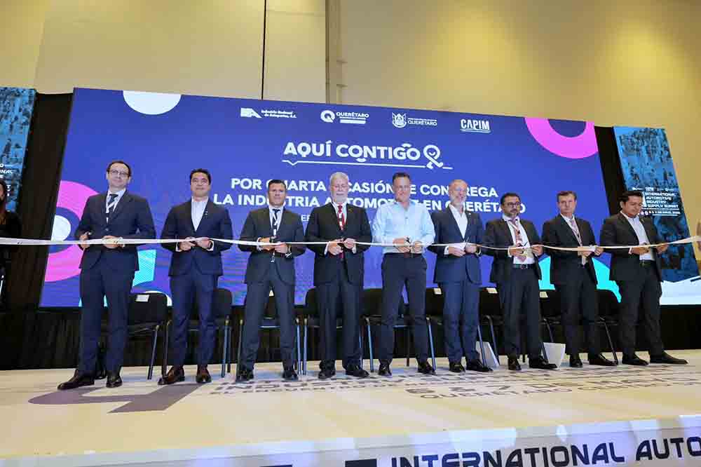 Querétaro acelera en cumbre automotriz internacional