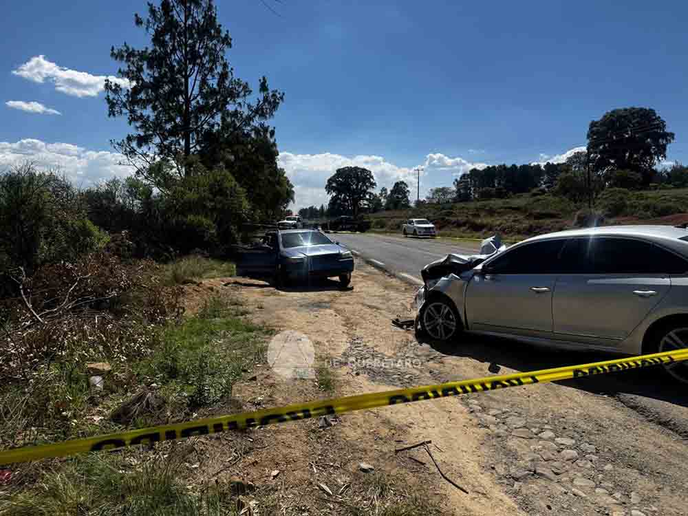 Menor muere en fuerte choque en Amealco