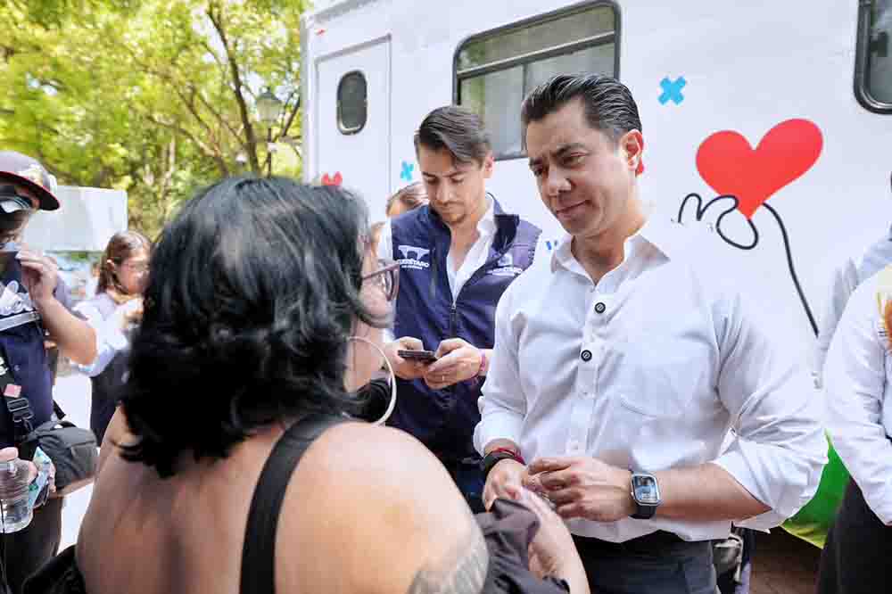 Felifer acerca servicios a quienes más lo necesitan