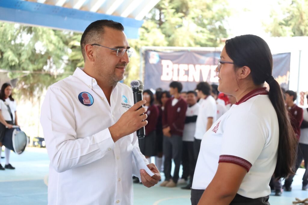 San Juan lleva apoyos a Palmillas