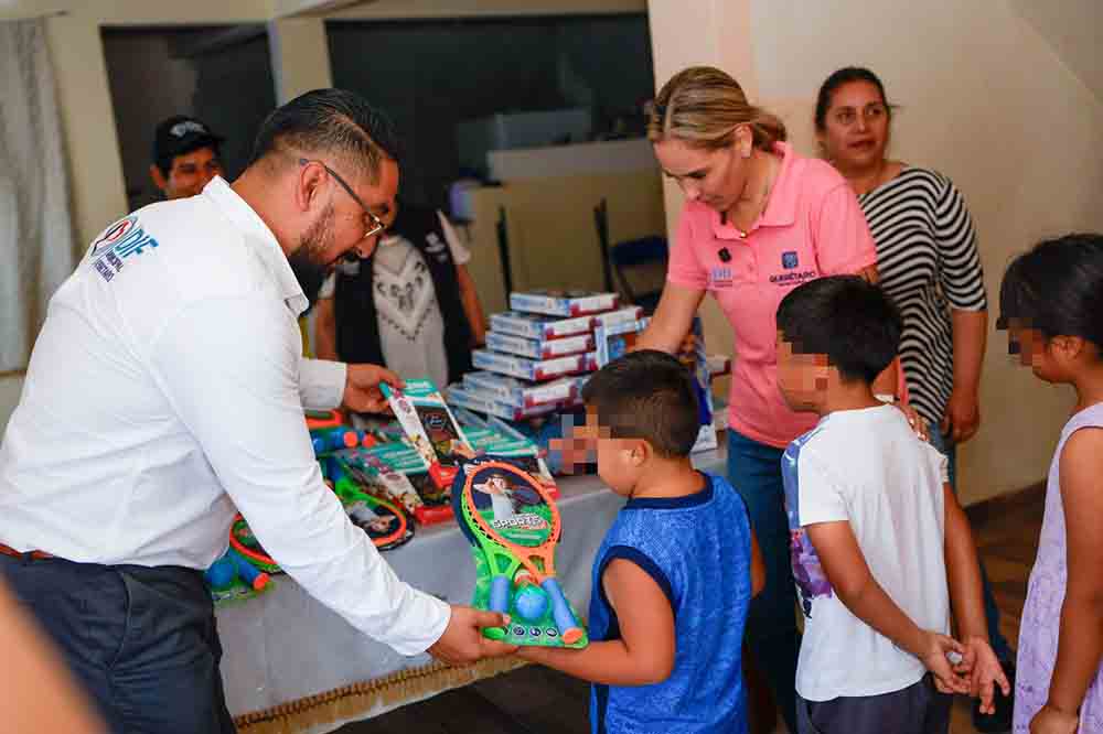 DIF celebra a la niñez en Centros de Día