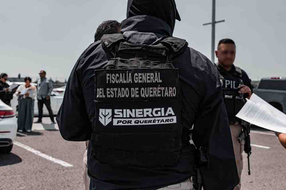 Cinco cateos simultáneos dejan cuatro detenidos