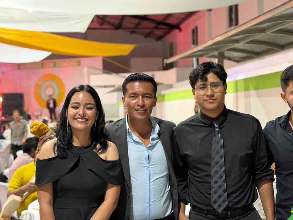 Tolimán reconoce a sus maestras y maestros