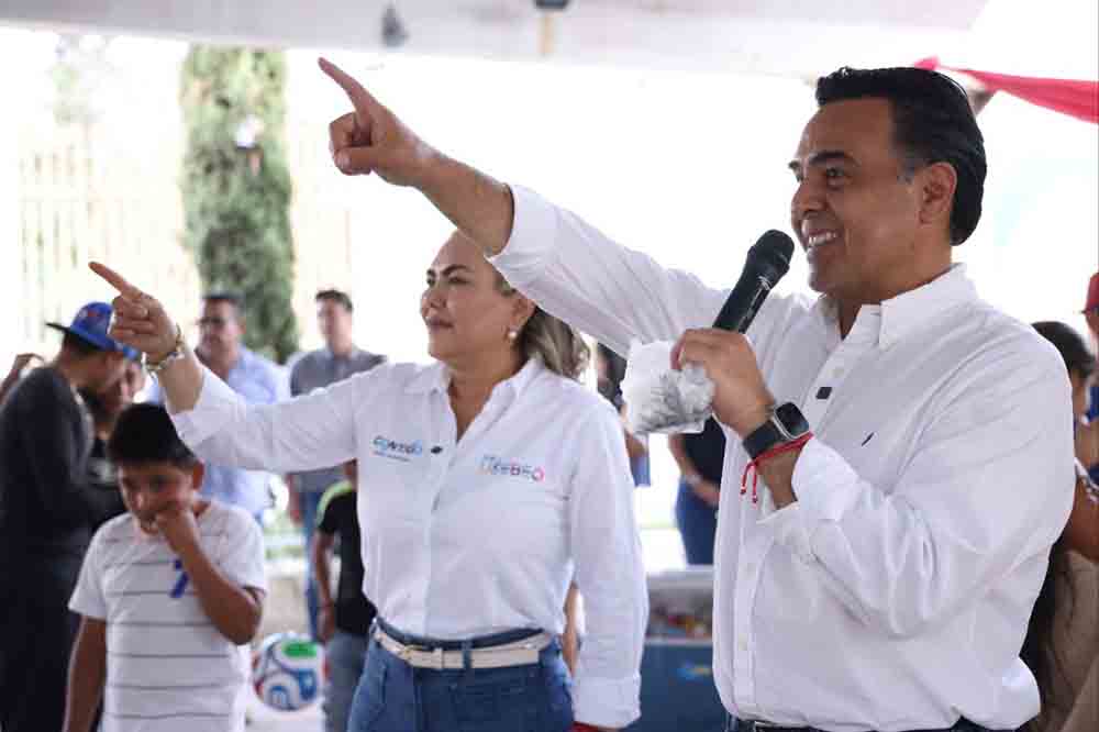 Celebra Luis Nava Día del Niño en La Barreta