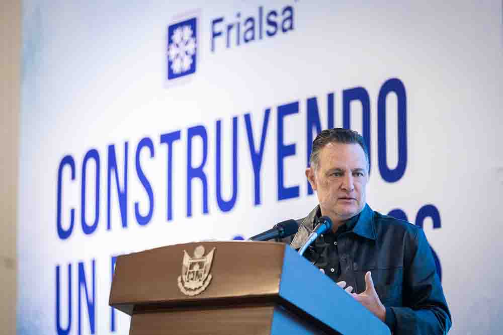 Puerta Querétaro fortalece logística con Frialsa
