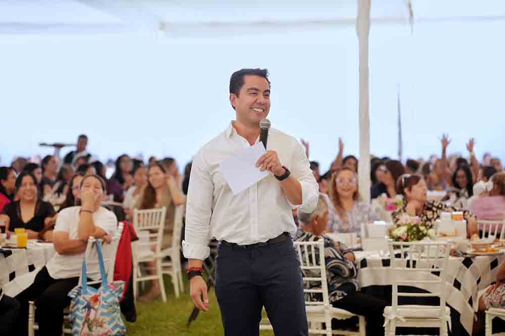 Felifer reconoce a mamás como fuerza de su gobierno