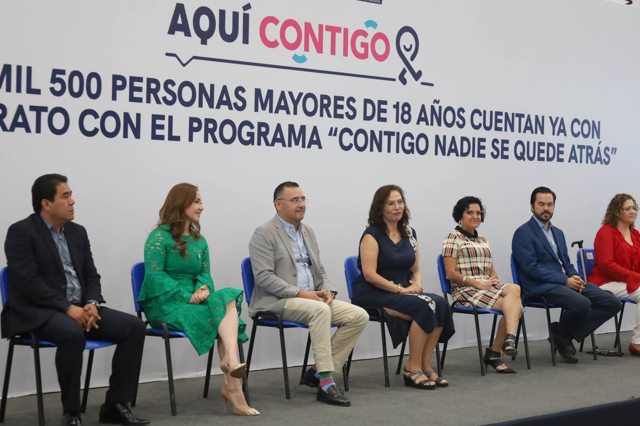 Contigo Nadie se Quede Atrás gradúa nueva generación