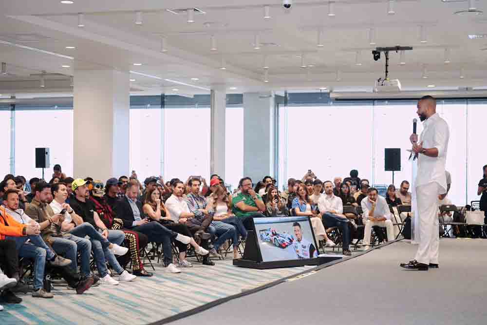 Participa Felifer Macías en el primer Congreso de Movilidad y Tecnología