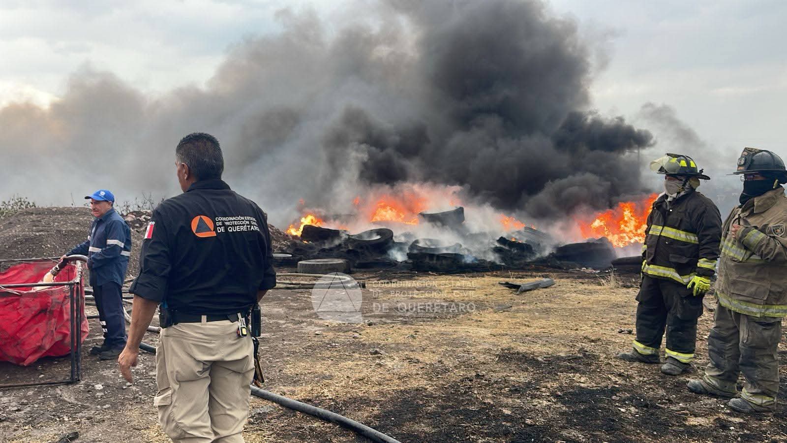 Incendio de llantas desata fuerte movilización en Corregidora