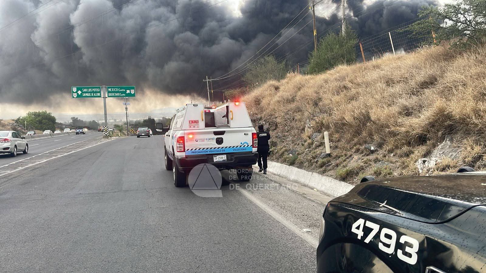 Incendio de llantas desata fuerte movilización en Corregidora