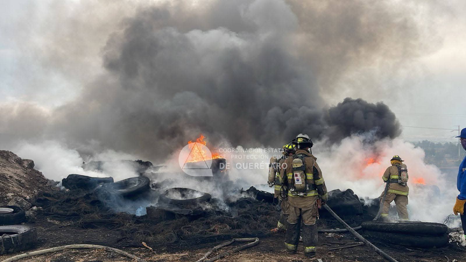 Incendio de llantas desata fuerte movilización en Corregidora