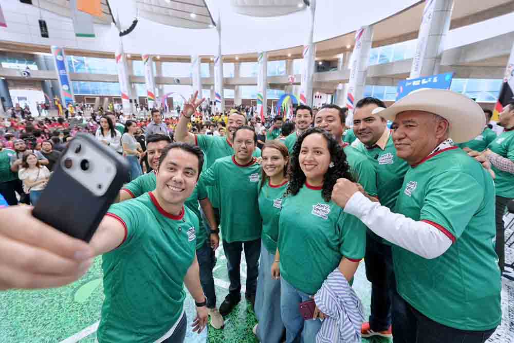Acompaña Felifer Macías al gobernador en la inauguración de Aquí Contigo Mundial Joven 2026