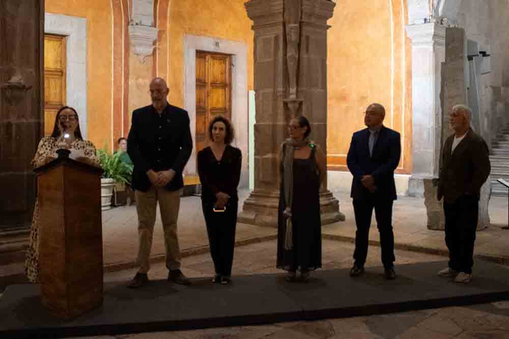 Llega con su obra al Museo de Arte la artista queretana Flor Minor