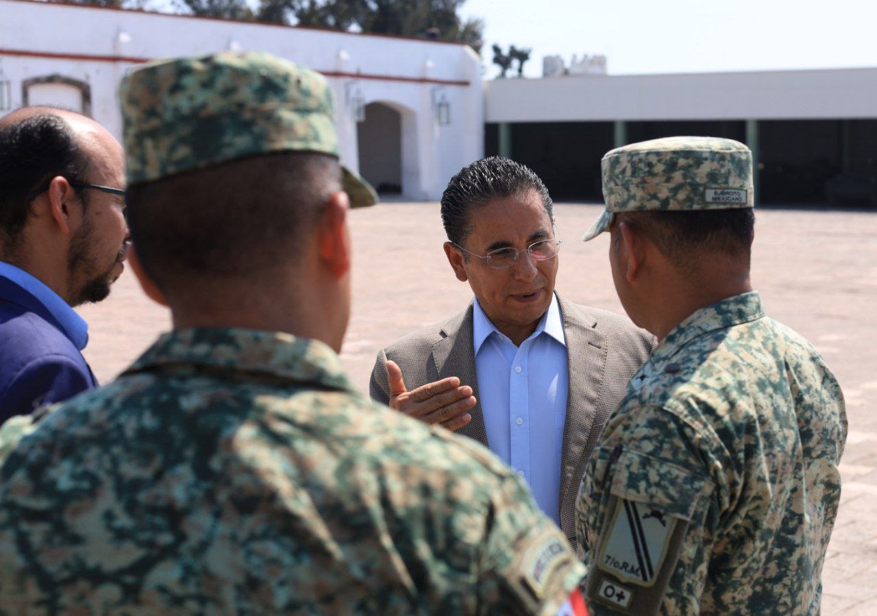 Autoridades municipales y militares clausuran Primer Escalón del SMN Clase 2007