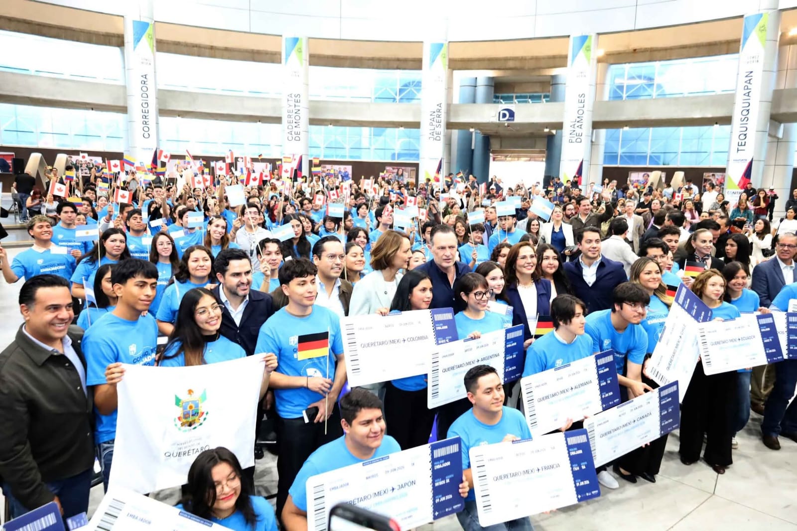 COBAQ impulsa formación internacional con Beca Embajadores