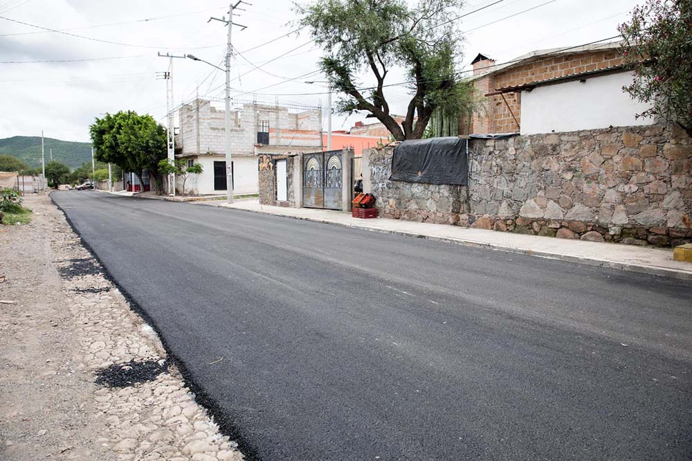 Rehabilitan calles en la zona Oriente de San Juan