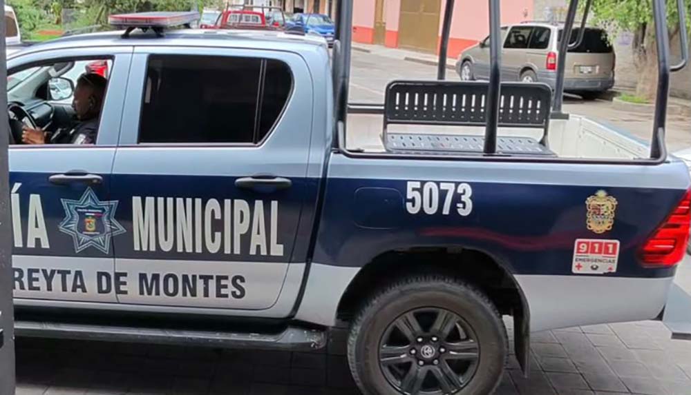 Acusan a regidora de evadir multa en Cadereyta
