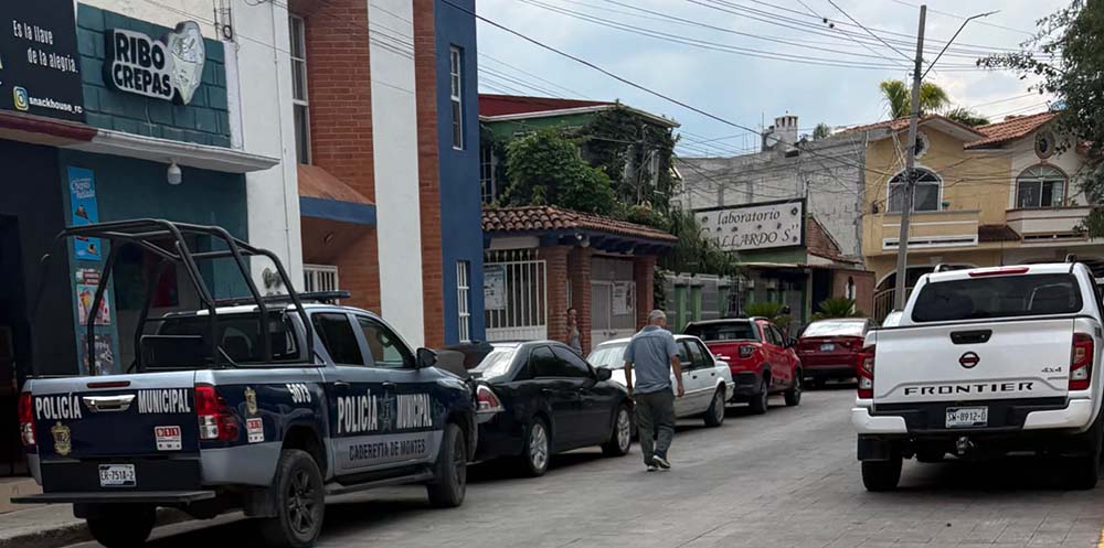 Acusan a regidora de evadir multa en Cadereyta
