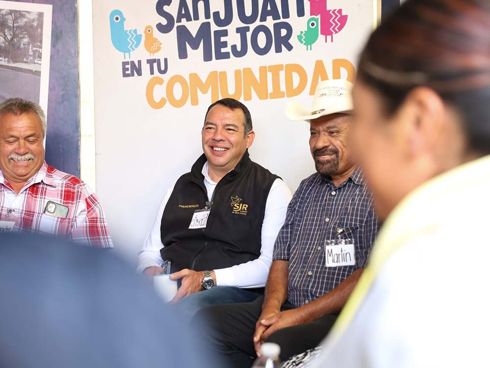 El Chaparro recibe 100 atenciones en jornada municipal