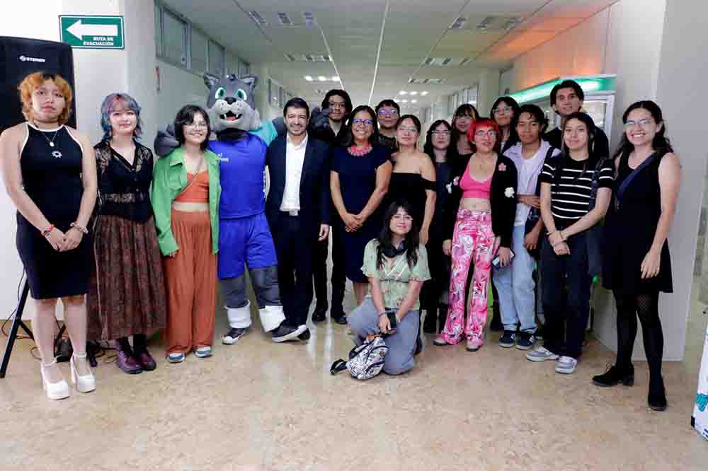 UTC inaugura exposición de arte contemporáneo