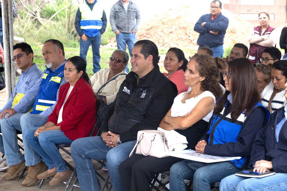 JAPAM y CONAGUA llevan drenaje a Banthí