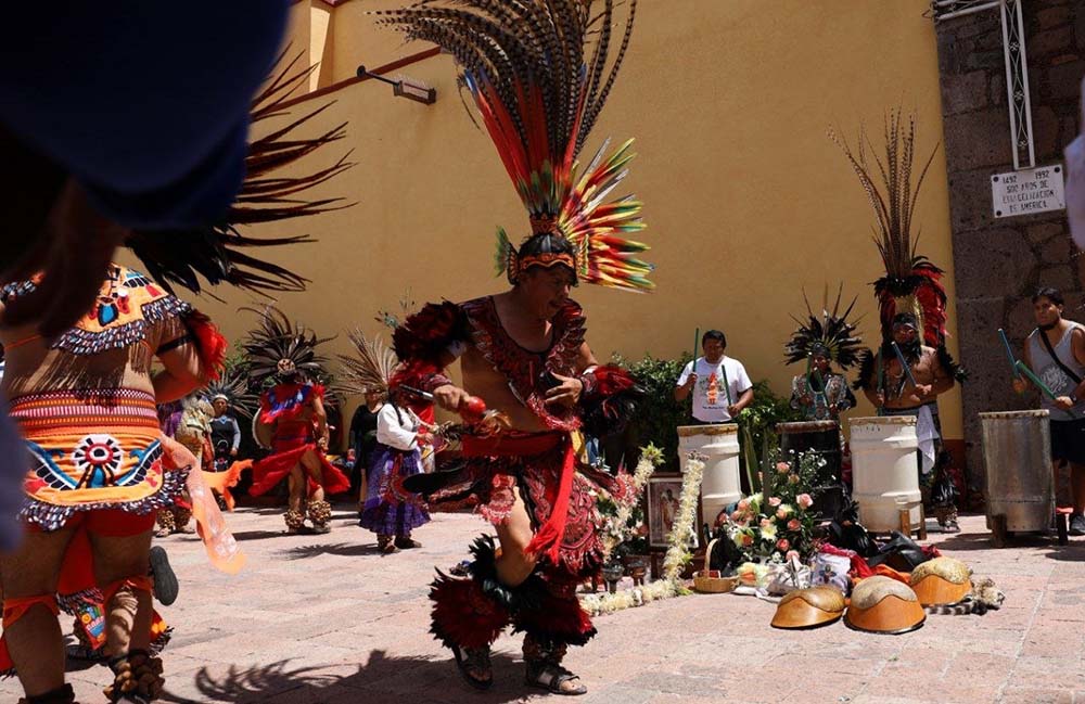 San Juan conmemora 495 años con ofrenda floral